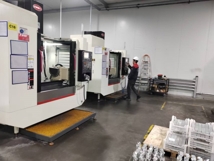 乔峰加工中心 乔峰加工中心